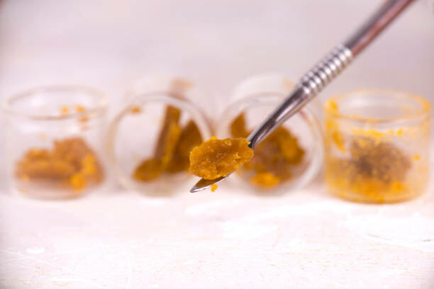 Cannabis shatter online in Canada | CannaBlossom Canada